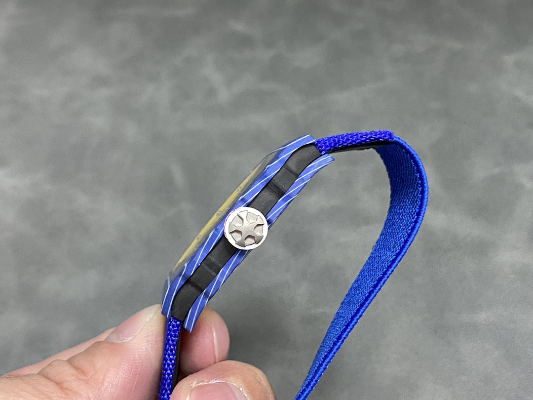 Richard Mille RM67-02 Fernando Alonso Blue Carbon Skeleton Dial Blue Nylon Strap Case Side View