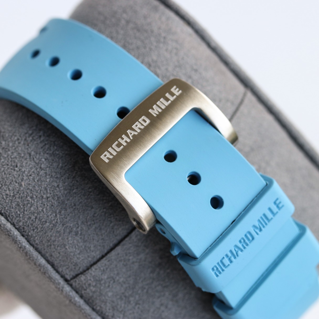 Richard Mille RM11-03 Chronograph Carbon Fiber Blue Ceramic Blue Rubber Strap Buckle Detail