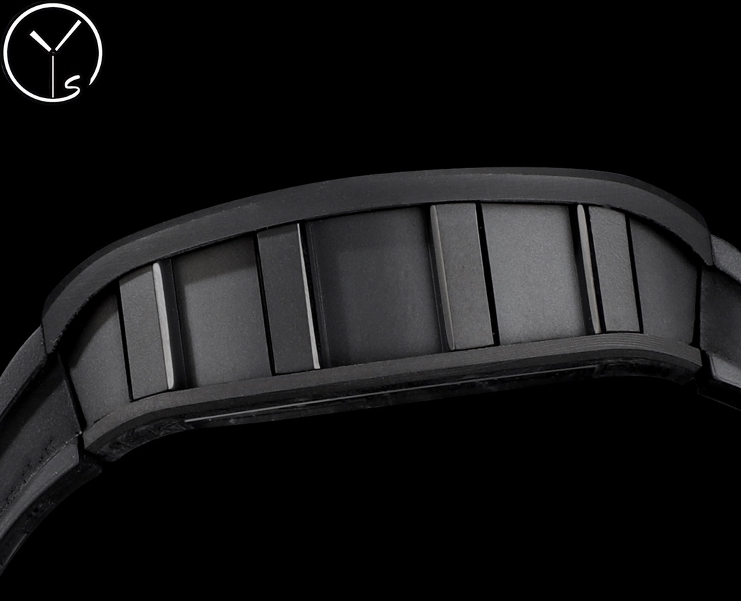 Richard Mille RM Series RM 52-01 carbon fiber camouflage case black rubber strap case side structure detail view