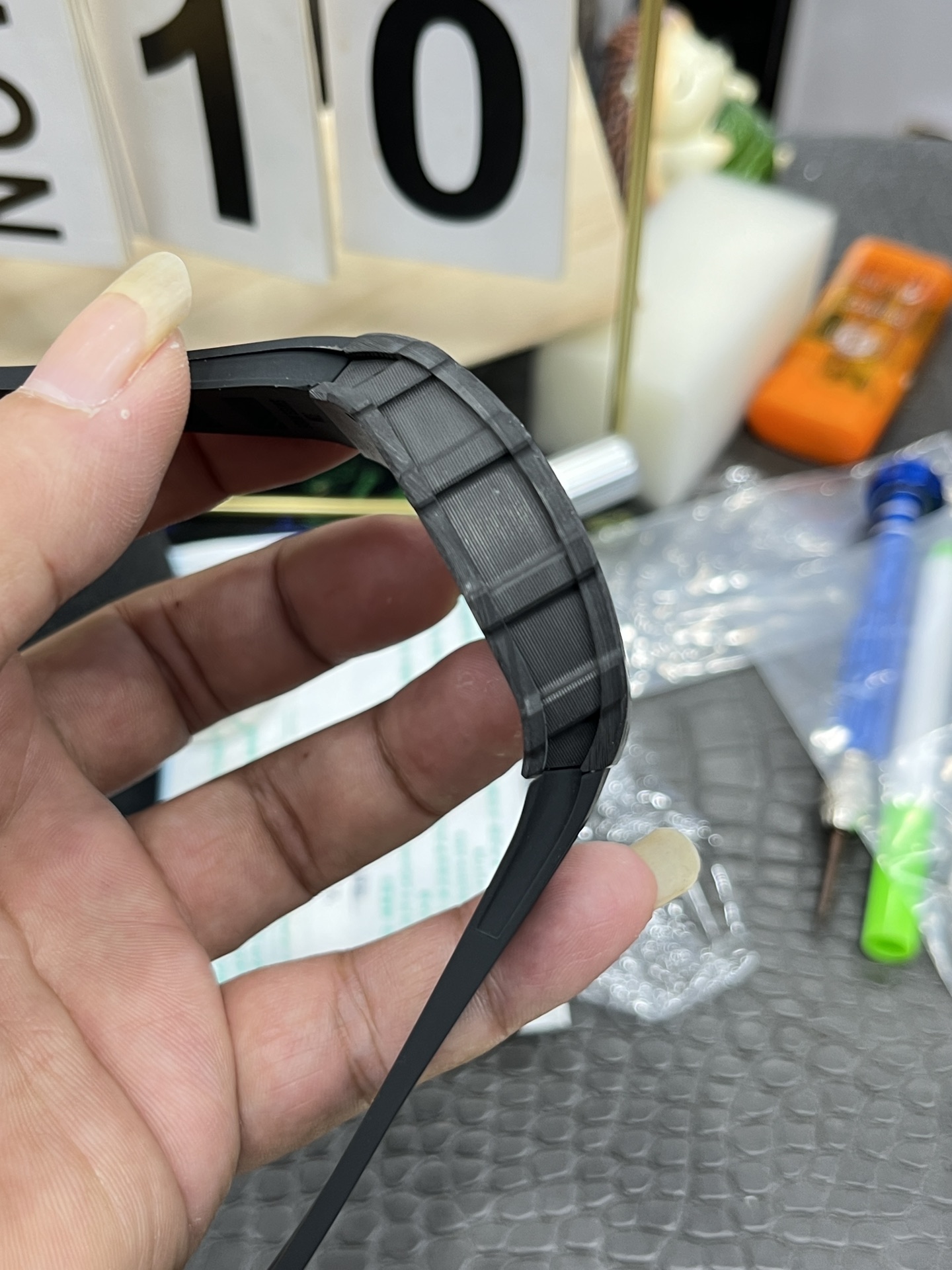 Richard Mille RM35-01 Rafa carbon fiber case black rubber strap case side structure detail view