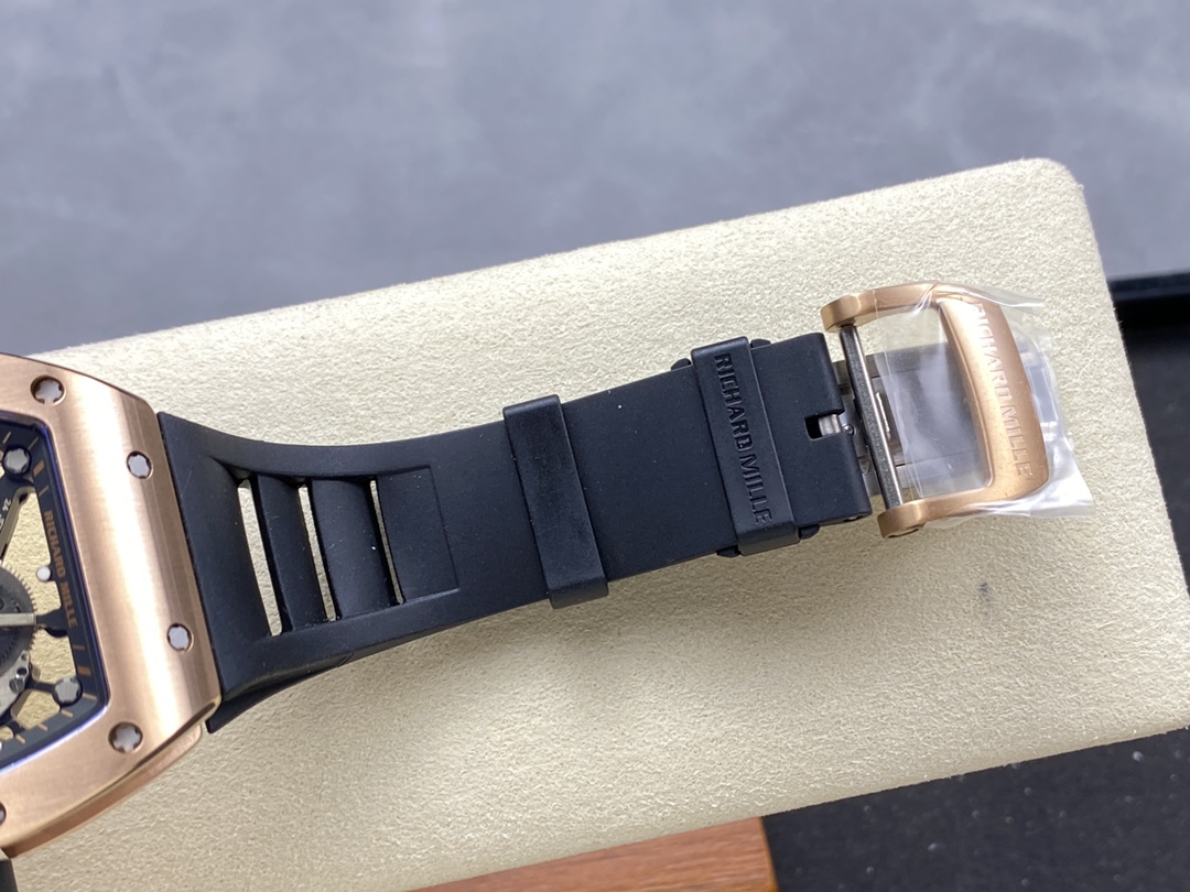 Richard Mille RM035 Americas Edition Rose Gold Case Black Rubber Strap Buckle Detail