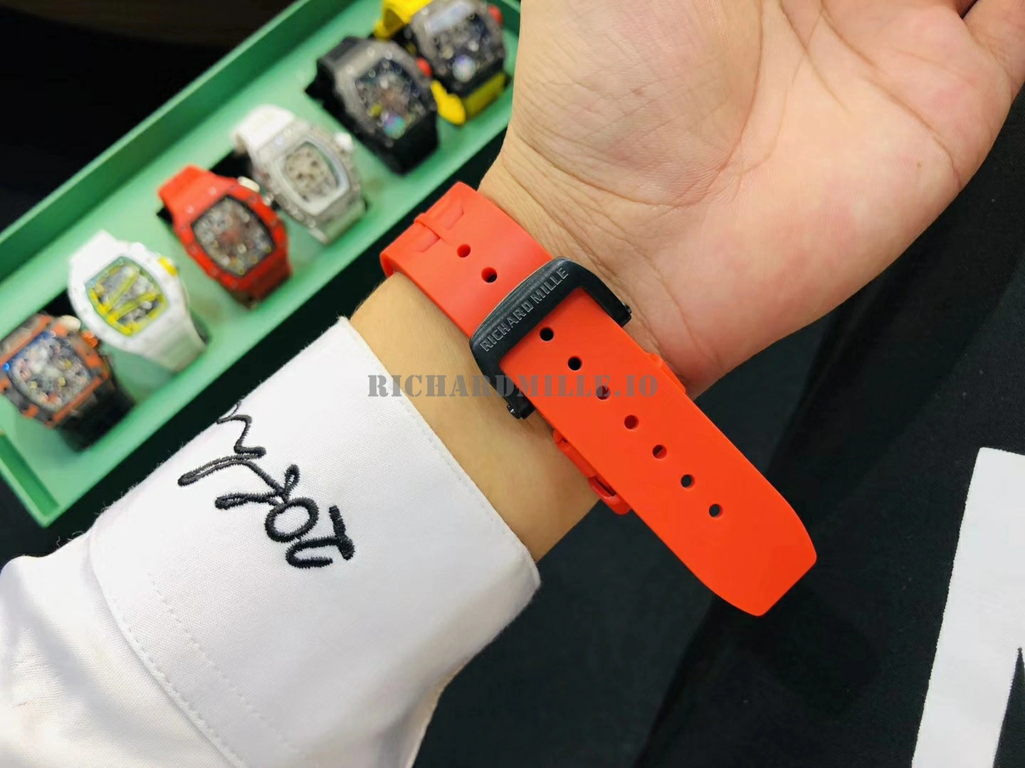 Richard Mille RM 53-01 TPT Carbon Tourbillon Skeleton Red Rubber Strap AAAAA Replica Watch - Strap
