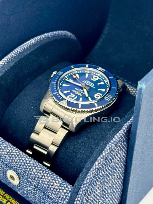 Breitling Superocean Automatic 42 Replica A17366D81C1A1 Blue Dial Swiss Clone Movement 904L Stainless Steel Diver Watch Side View 1