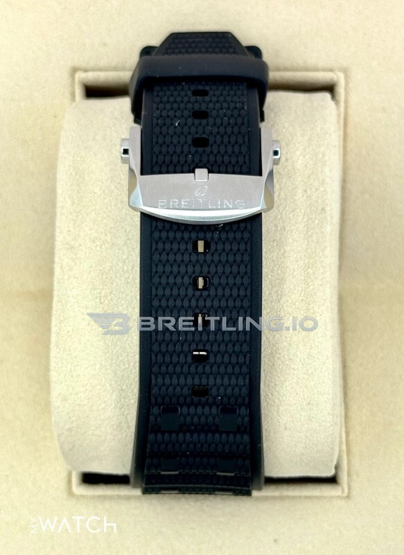 Replica Breitling Super Chronomat B01 44 PB01362 – Blue Dial Chronograph with Black Ceramic Bezel Strap And Clasp