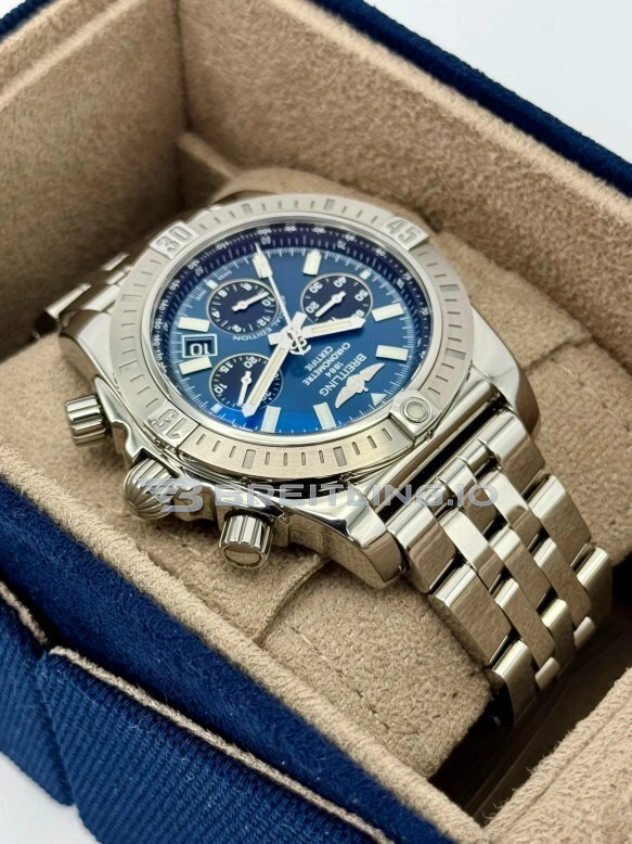 Replica Breitling Chronomat B01 AB0115101C1A1 Luxury Chronograph 41mm Blue Dial Black Subdials Swiss Movement High-End Watch Dial Detail 1