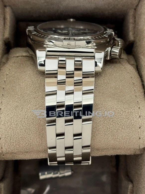 Replica Breitling Chronomat B01 AB0115101C1A1 Luxury Chronograph 41mm Blue Dial Black Subdials Swiss Movement High-End Watch Strap 2