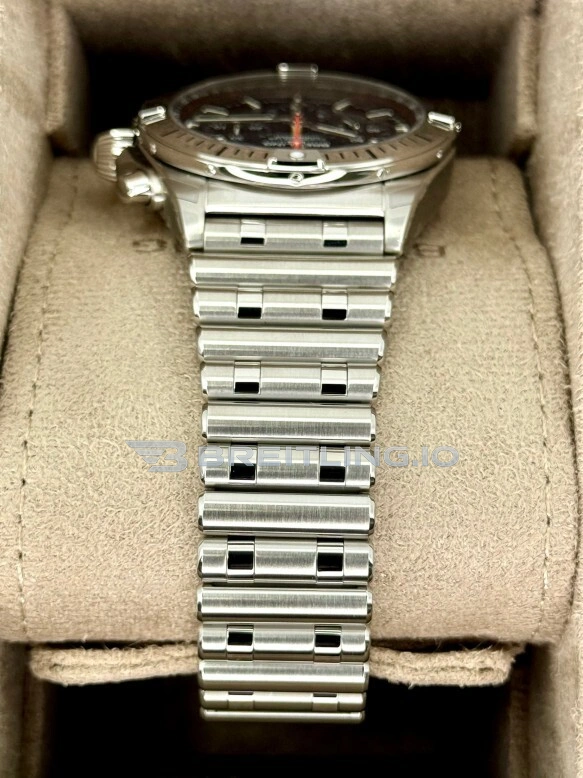 Breitling Chronomat B01 AB0134101L1A1 Replica Green Dial 42mm Swiss Movement Chronograph with 904L Steel Case Strap 1