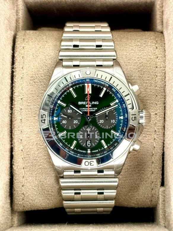 Breitling Chronomat B01 AB0134101L1A1 Replica Green Dial 42mm Swiss Movement Chronograph with 904L Steel Case Front View