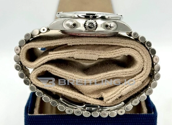 Breitling Chronomat B01 AB0134101L1A1 Replica Green Dial 42mm Swiss Movement Chronograph with 904L Steel Case Right View