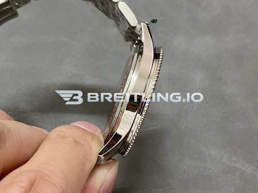 Breitling Navitimer A17326361L1A1 41mm Deep Green Sunburst Dial Silver Beaded Bezel Stainless Steel Bracelet 2824 Automatic Replica Left View