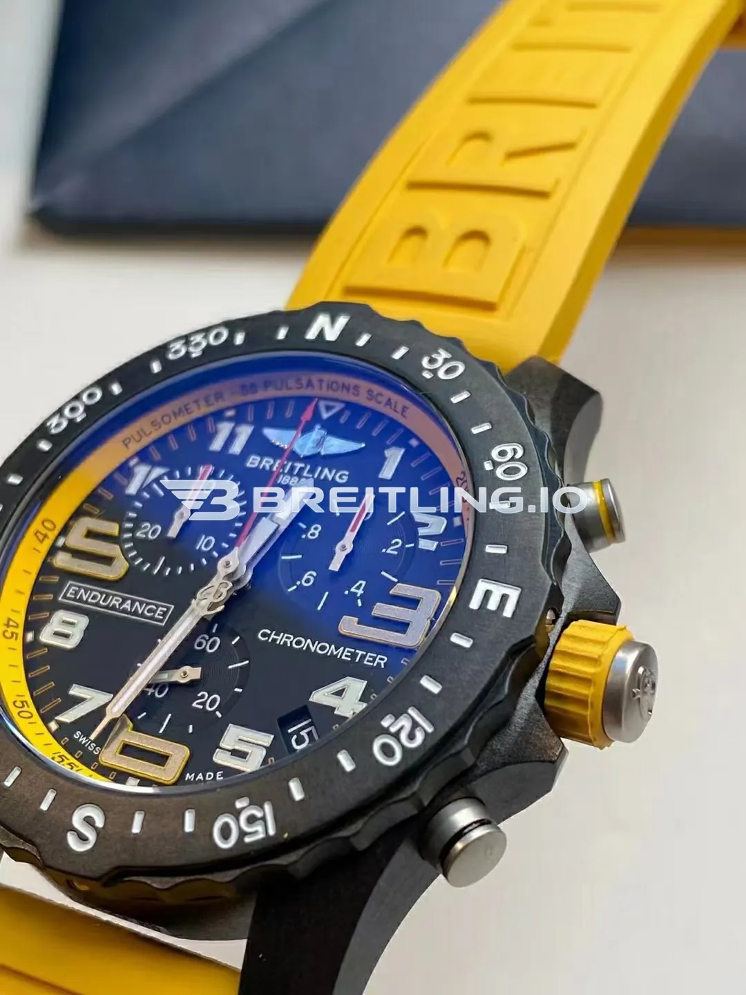 Breitling Endurance Pro Chronometer X82310A41B1S1 44mm Black Dial Black Breitlight Case Yellow Rubber Strap Replica Dial Detail 3