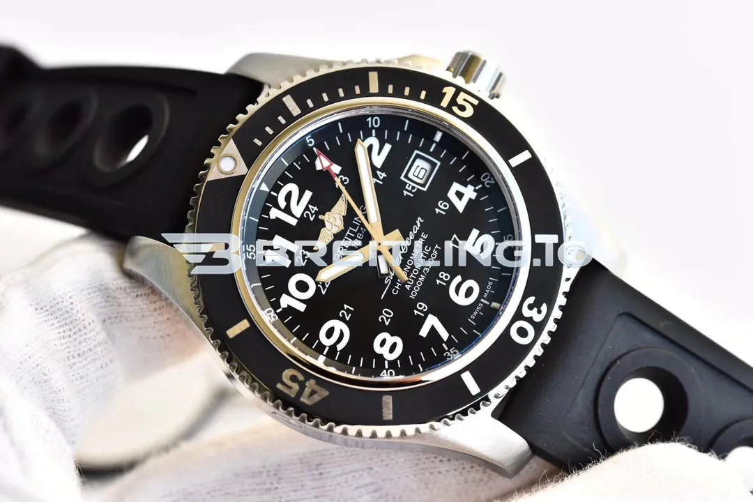 Breitling Superocean II A17392D71B1A1 44mm Black Dial Black Unidirectional Rotating Bezel Black Rubber Strap Asia 2824 Automatic Replica Side View