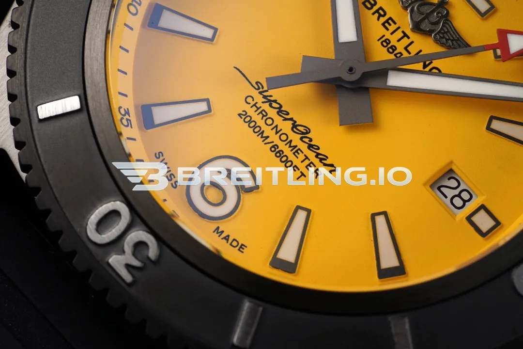 Breitling Superocean M17368D71I1S2 46mm Yellow Dial Black DLC-Coated Stainless Steel Case 2824 Automatic Replica Dial Detail 3