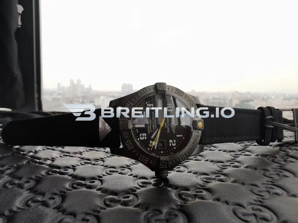 Breitling Avenger II Seawolf M17330B2.BC05 45mm Black Dial Black PVD Coated Stainless Steel Case Black Fabric Strap Super Clone Dial Detail 1