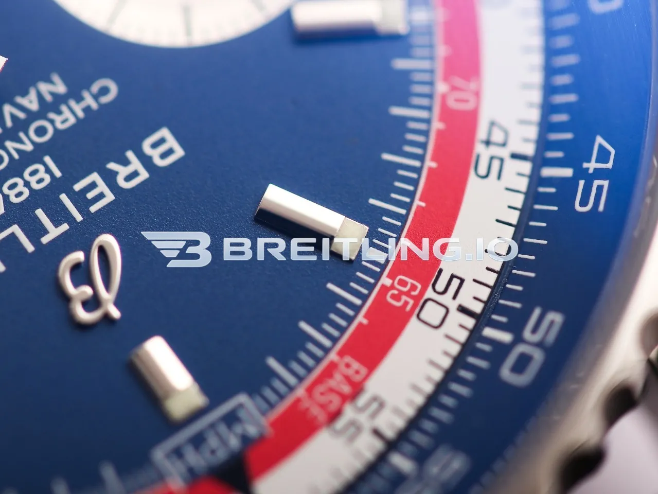 Breitling Navitimer B01 Chronograph 43 AB01212B1C1X1 Blue Dial Red & White Scale Pan Am Airlines Replica Dial Detail     7