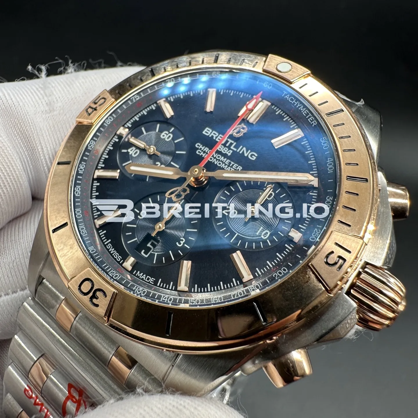 Breitling Chronomat UB0134101C1U1 42mm Blue Dial Stainless Steel 18K Rose Gold Two Tone Case Replica Dial Detail 1