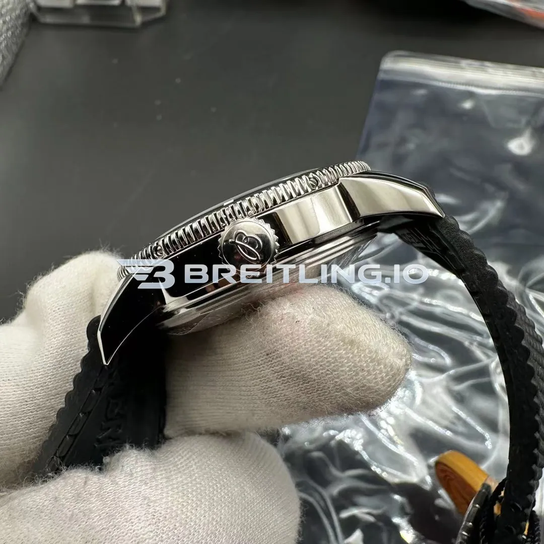 Breitling Superocean Heritage AB2010121L1S1 42mm Gradient Green Sunburst Dial Gloss Black Ceramic Bezel Super Clone Right View