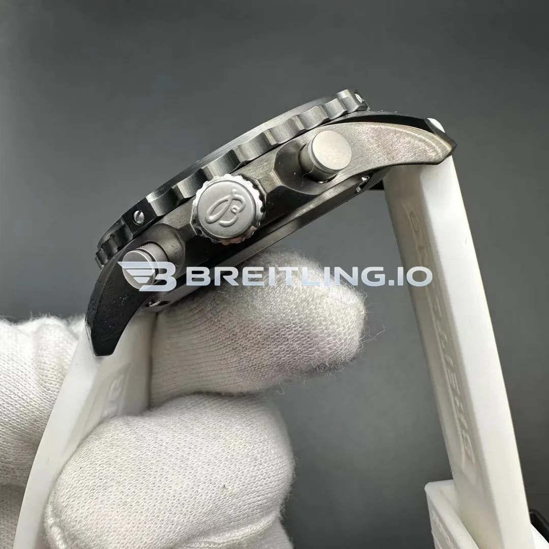 Breitling Professional Endurance Pro X82310A71B1S1 44mm Black Dial Matte Breitlight White Case Rubber Strap Super Clone Right View