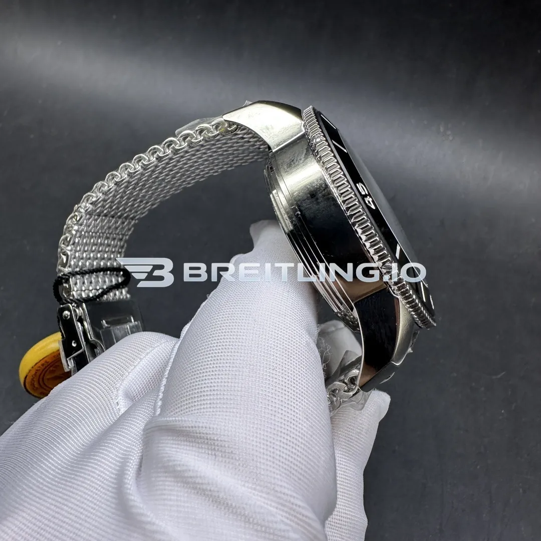 Breitling Superocean Heritage A13313121L1A1 44mm Green Dial Black Ceramic Bezel Stainless Steel Milanese Bracelet Super Clone Left View