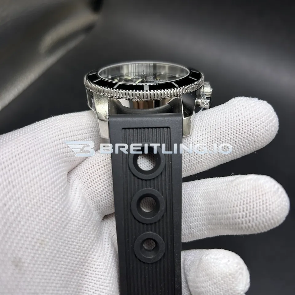Breitling Superocean Heritage A1332024B908 46mm Black Dial Black Grooved Bezel Black Rubber Strap Chronograph Super Clone Strap