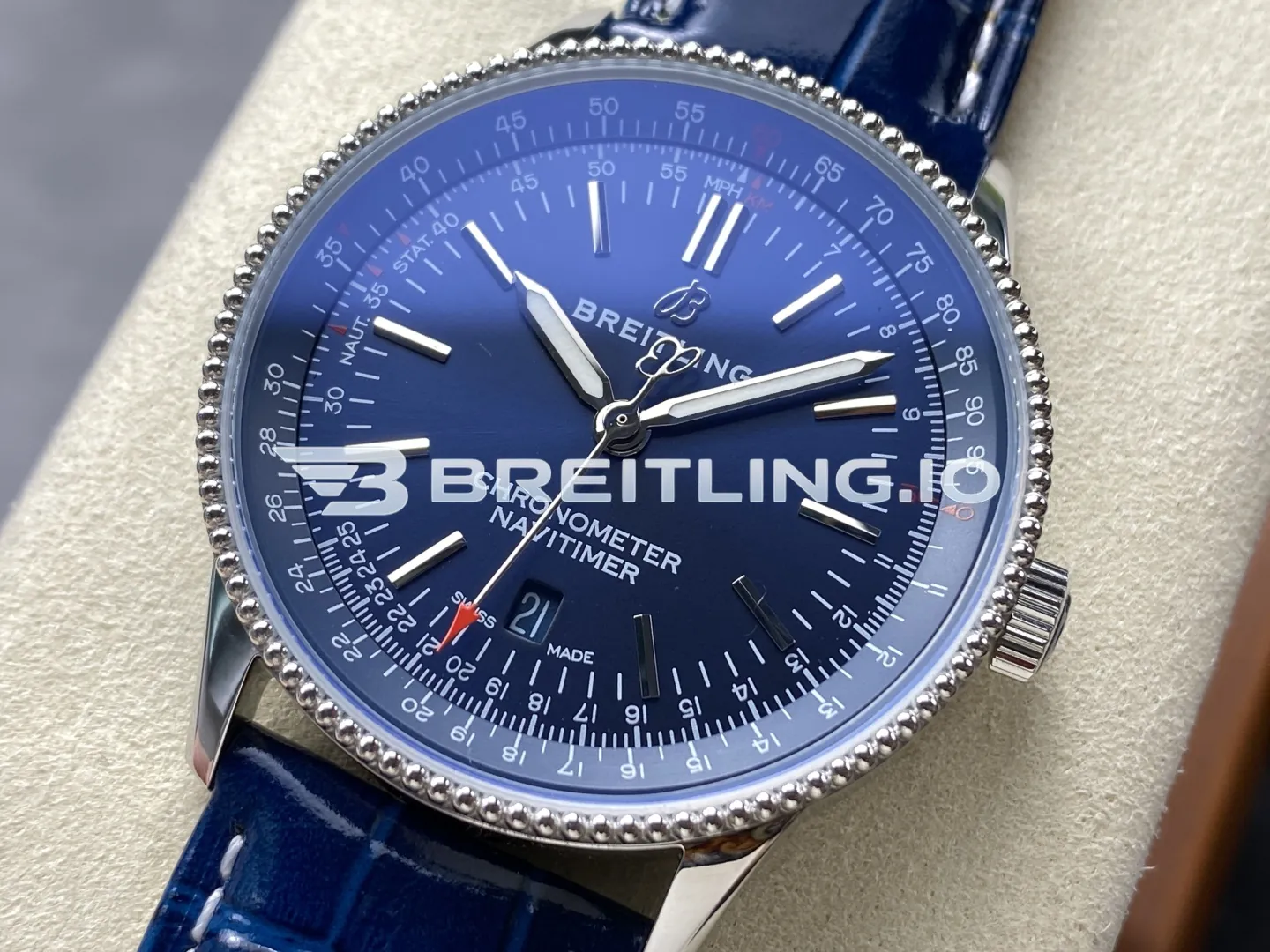 Breitling Navitimer A17326161C1P3 41mm Blue Dial Silver Beaded Bezel Stainless Steel Case Blue Leather Strap Super Clone Dial Detail 2