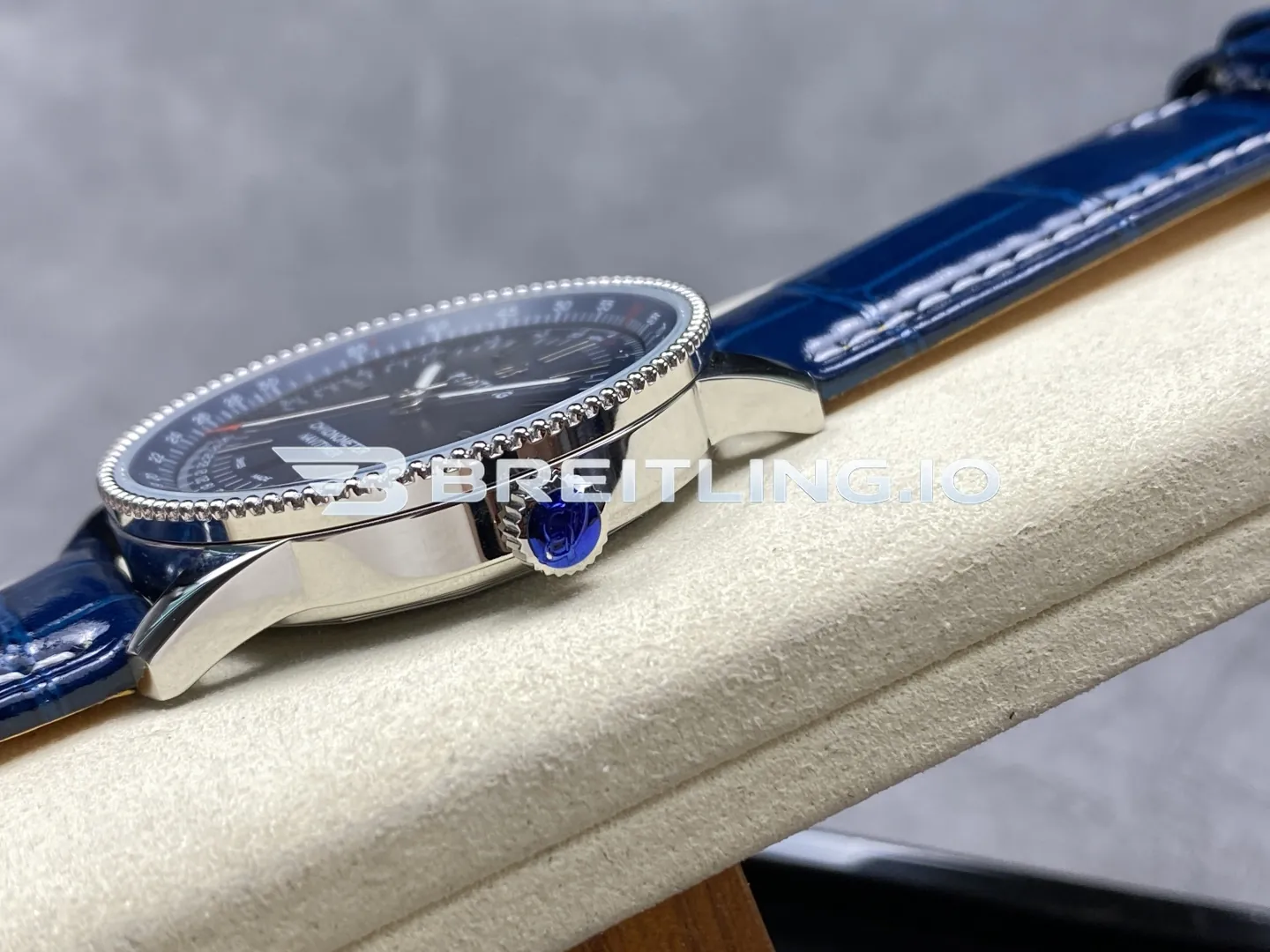 Breitling Navitimer A17326161C1P3 41mm Blue Dial Silver Beaded Bezel Stainless Steel Case Blue Leather Strap Super Clone Right View