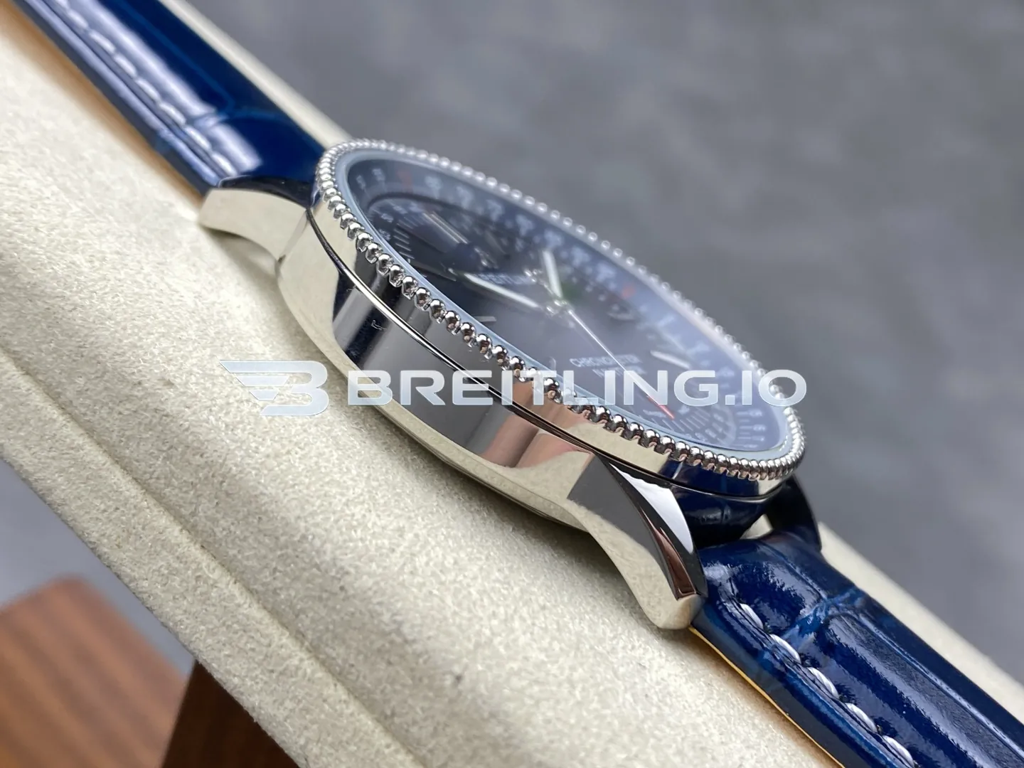 Breitling Navitimer A17326161C1P3 41mm Blue Dial Silver Beaded Bezel Stainless Steel Case Blue Leather Strap Super Clone Left View