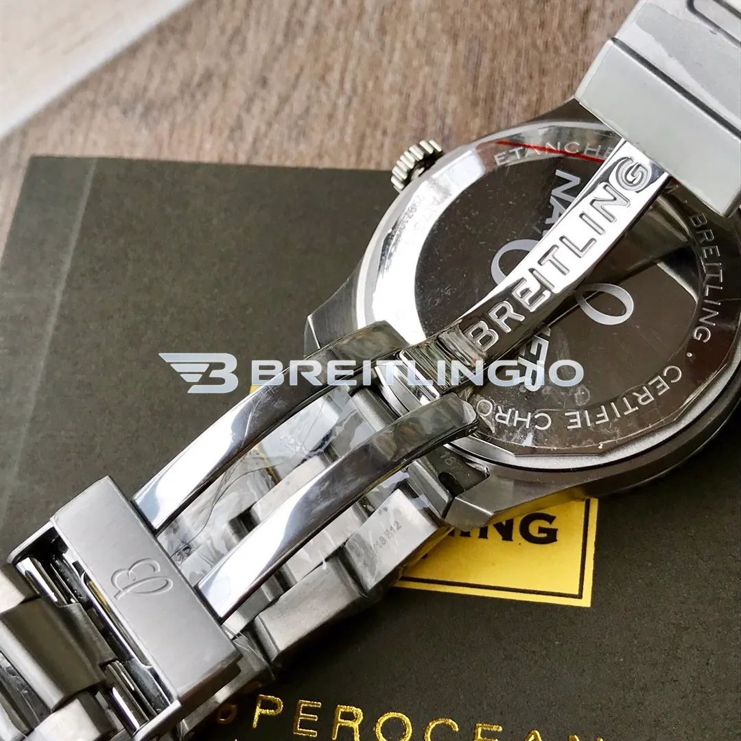 Breitling Navitimer A45330101B1A1 41mm Black Sunburst Dial Brushed Stainless Steel Case Day-Date Replica Strap And Clasp