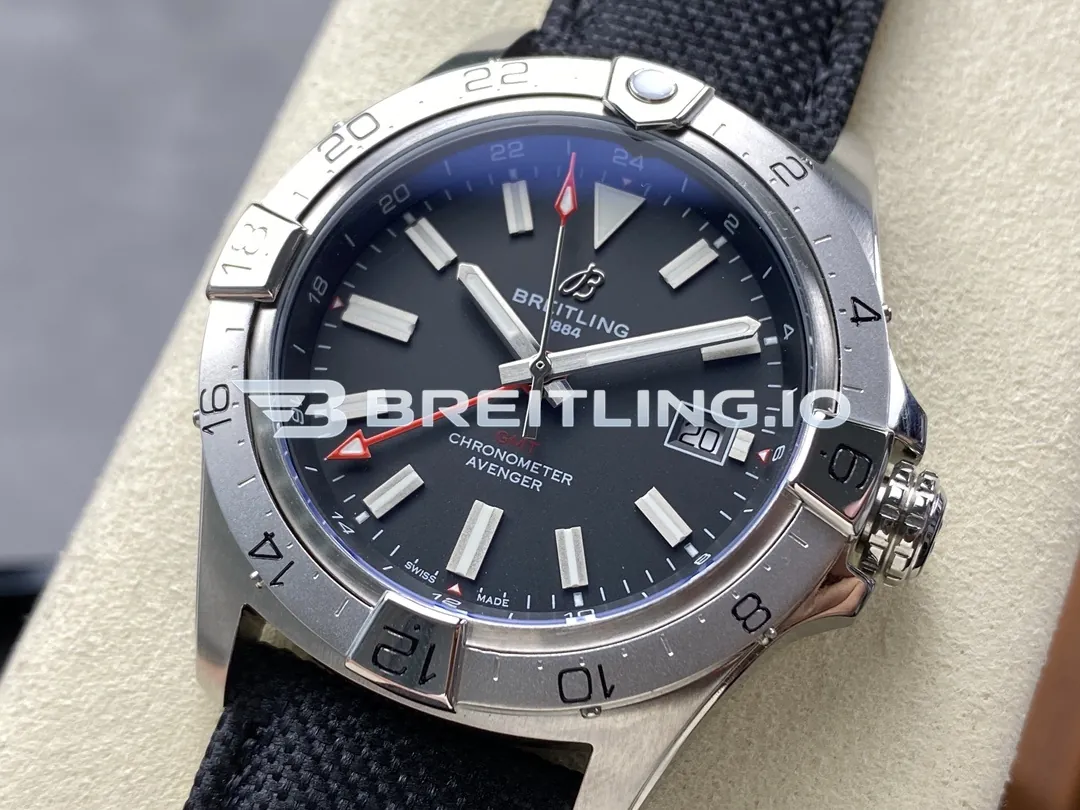 Breitling Avenger II GMT A32320101B1X1 44mm Black Dial Unidirectional Ratchet Bezel Black Fabric Strap Replica Dial Detail 2