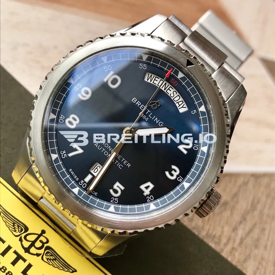 Breitling Navitimer A45330101C1A1 41mm Blue Sunburst Dial Brushed Stainless Steel Case Day-Date Super Clone Side View 2