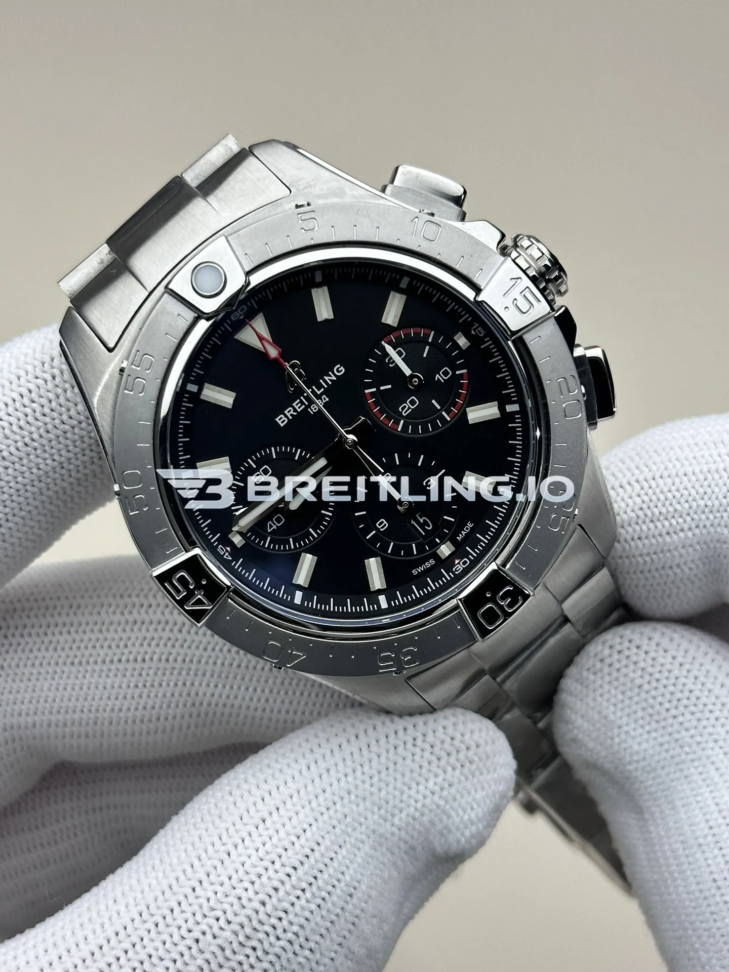 Breitling Avenger B01 Chronograph AB0147101B1A1 44mm Black Dial Unidirectional Ratchet Bezel Stainless Steel Replica Side View 1