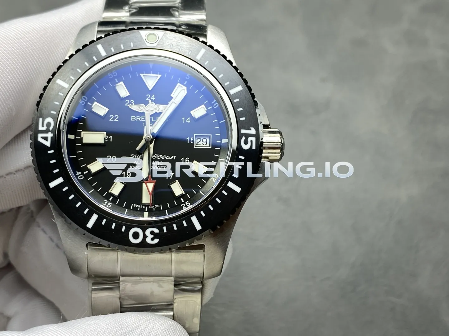 Breitling Superocean 44 Special Y17393101B1A1 Black Dial Black Unidirectional Ceramic Bezel Super Clone Front View