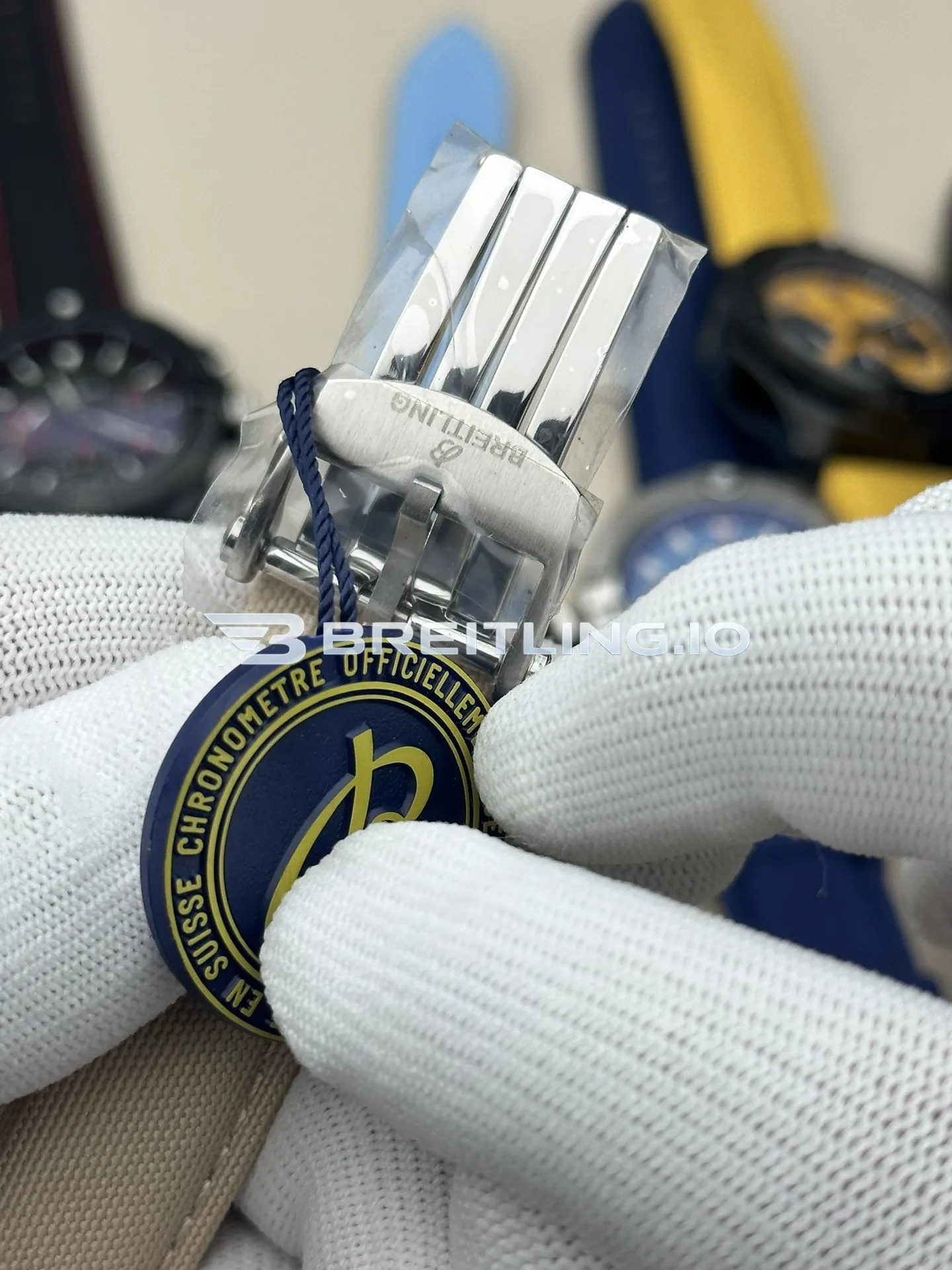 Breitling Avenger Chronograph B01 44mm AB0147101A1X1 Sand Dial Brushed Satin Stainless Steel Bezel Super Clone Strap And Clasp