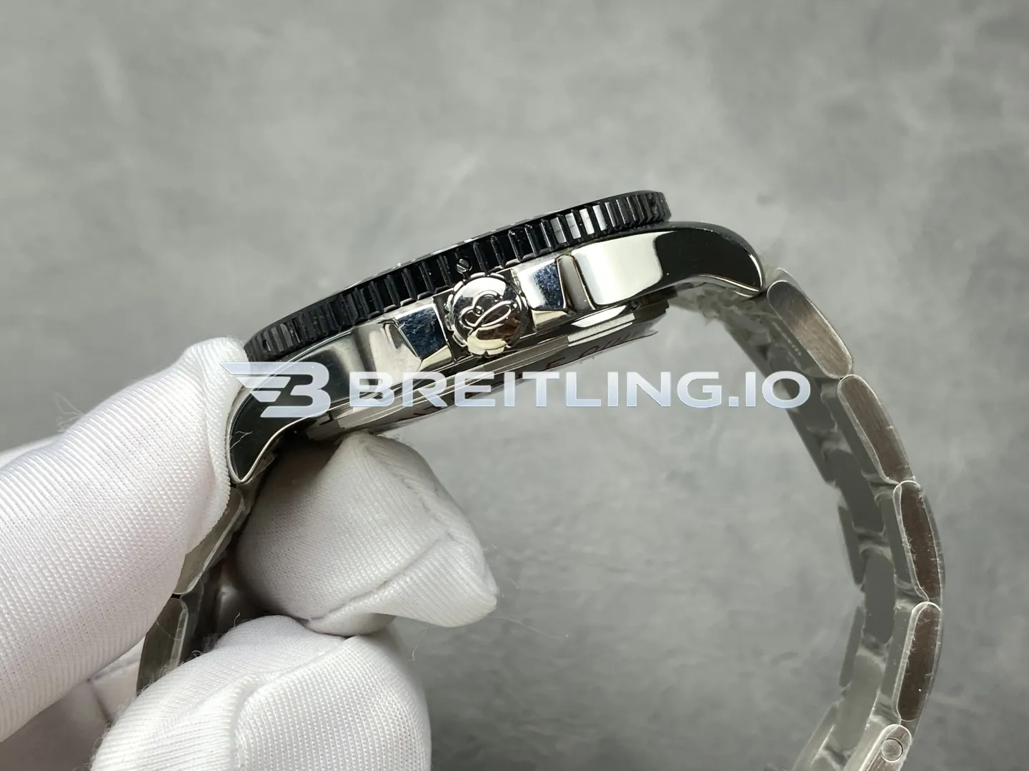 Breitling Superocean 44 Special Y17393101B1A1 Black Dial Black Unidirectional Ceramic Bezel Super Clone Right View