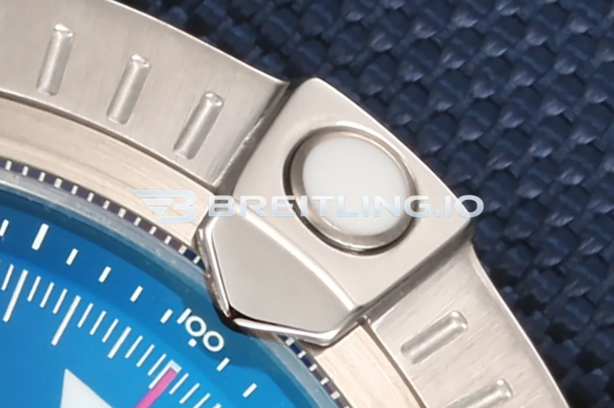 Breitling Avenger B01 Chronograph 45 AB01821A1C1X1 Bright Blue Dial Brushed Stainless Steel Bezel Replica Dial Detail 1