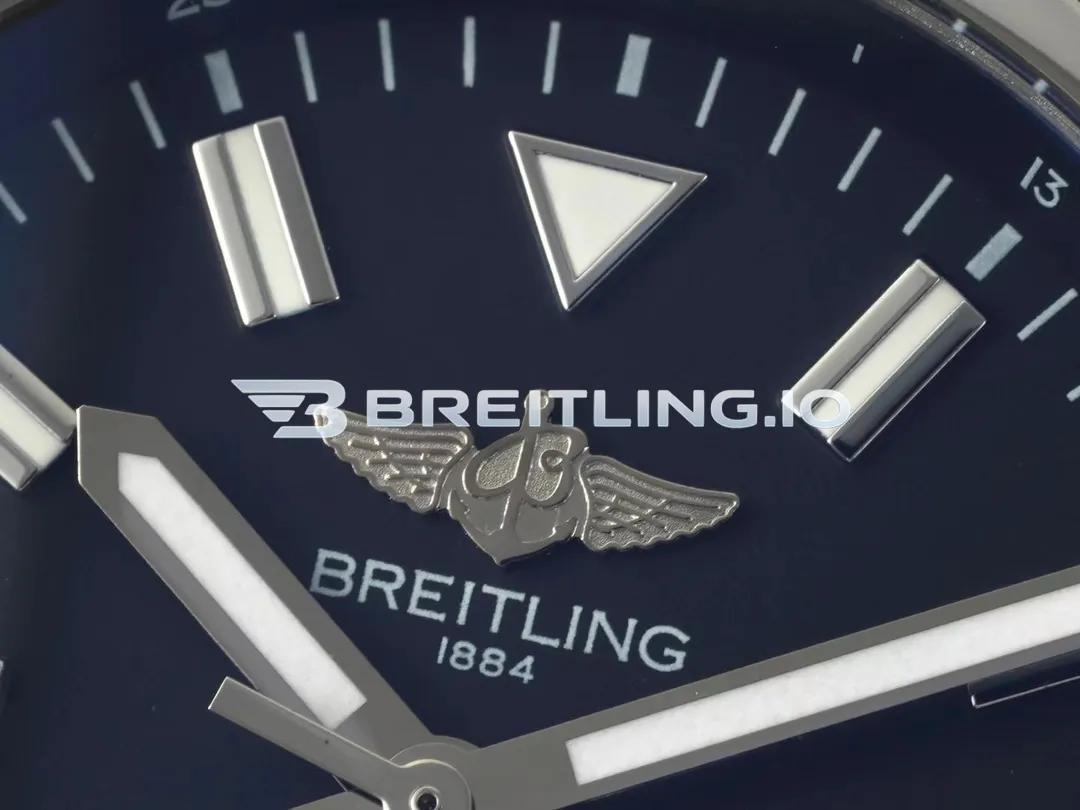 Breitling Avenger Automatic GMT 43 A32397101B1A1 Matte Black Dial Brushed Stainless Steel Bezel Replica Dial Detail 3