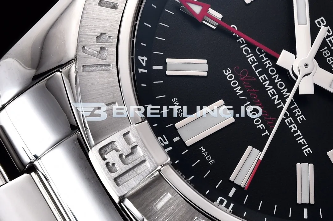 Breitling Avenger II GMT A32390111B1A1 43mm Matte Black Sunburst Dial Polished Brushed Stainless Steel Bezel Replica Dial Detail 3