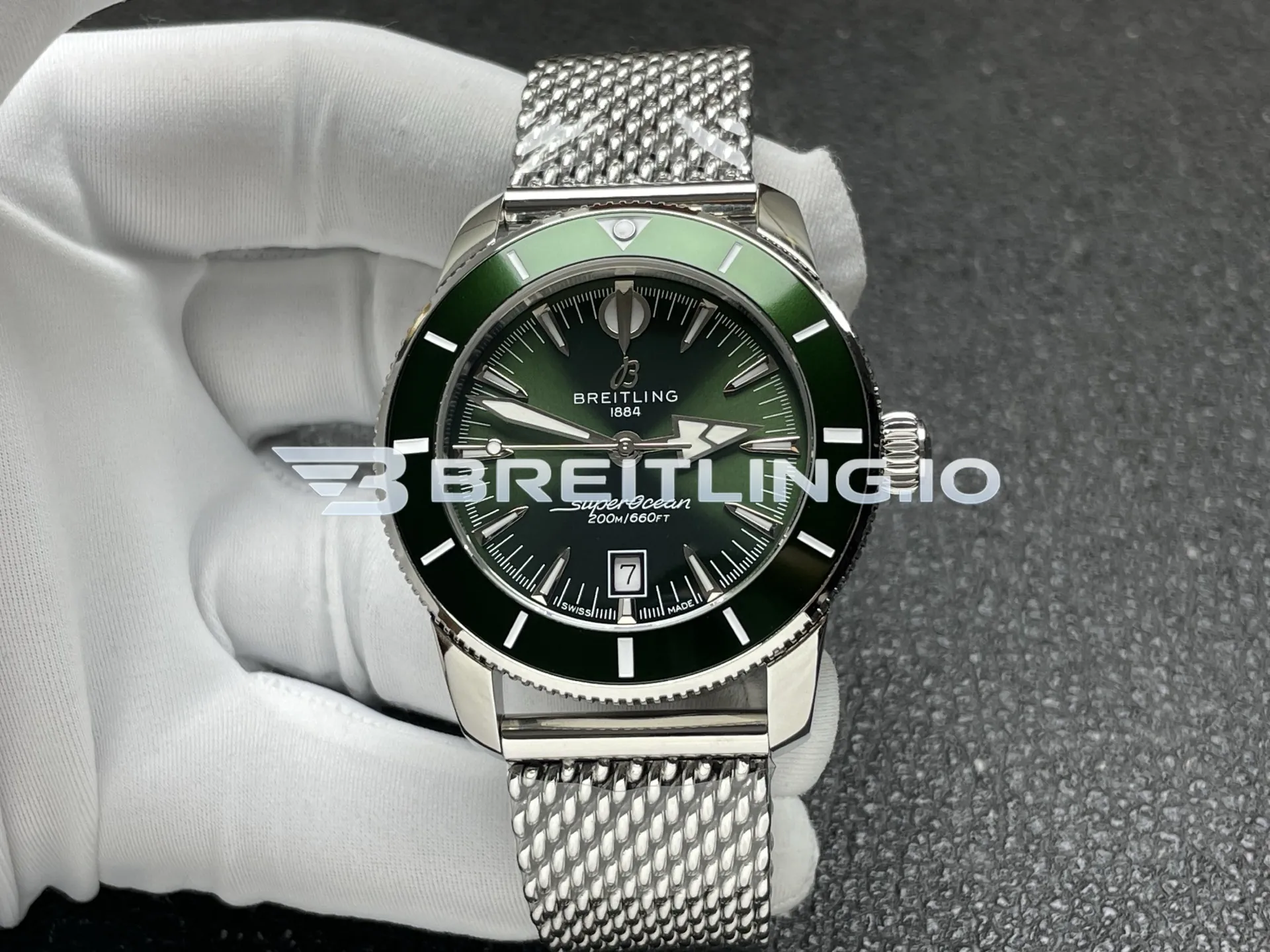 Breitling Superocean Heritage AB3111361L1A1 42mm Gradient Green Sunburst Dial Polished Stainless Steel Green Ceramic Bezel Replica Front View