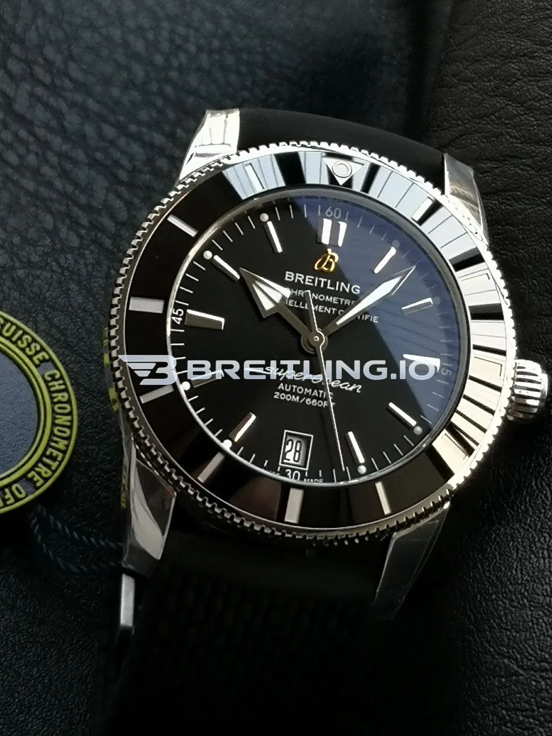 Breitling Superocean Heritage AB2030121B1S1 44mm Matte Black Sunburst Dial Brushed Stainless Steel Black Ceramic Bezel Replica Dial Detail 3