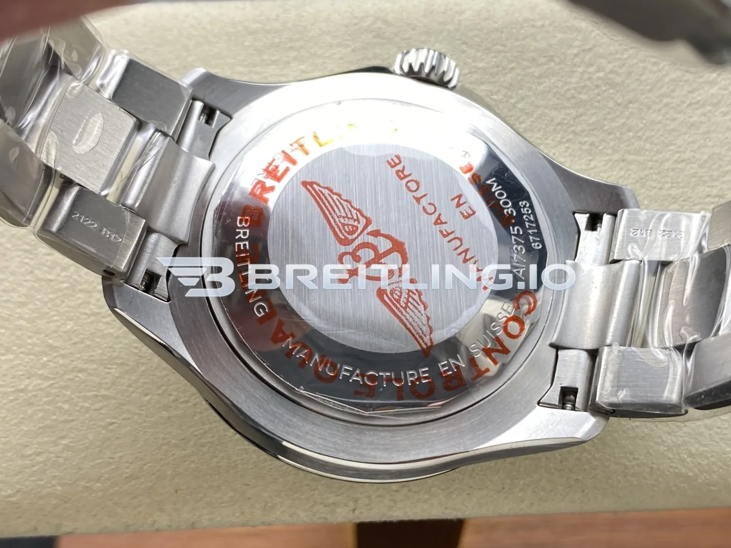 Breitling Superocean A17375E71G1A1 42mm Cream White Dial Blue Border Luminous Indices Blue Ceramic Bezel Replica Back View