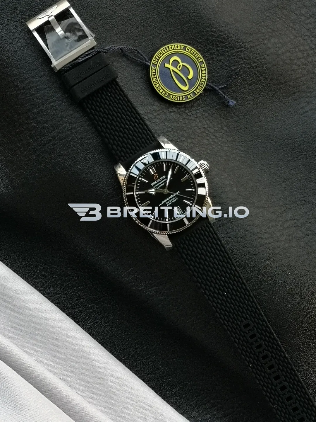 Breitling Superocean Heritage AB2030121B1S1 44mm Matte Black Sunburst Dial Brushed Stainless Steel Black Ceramic Bezel Replica Side View