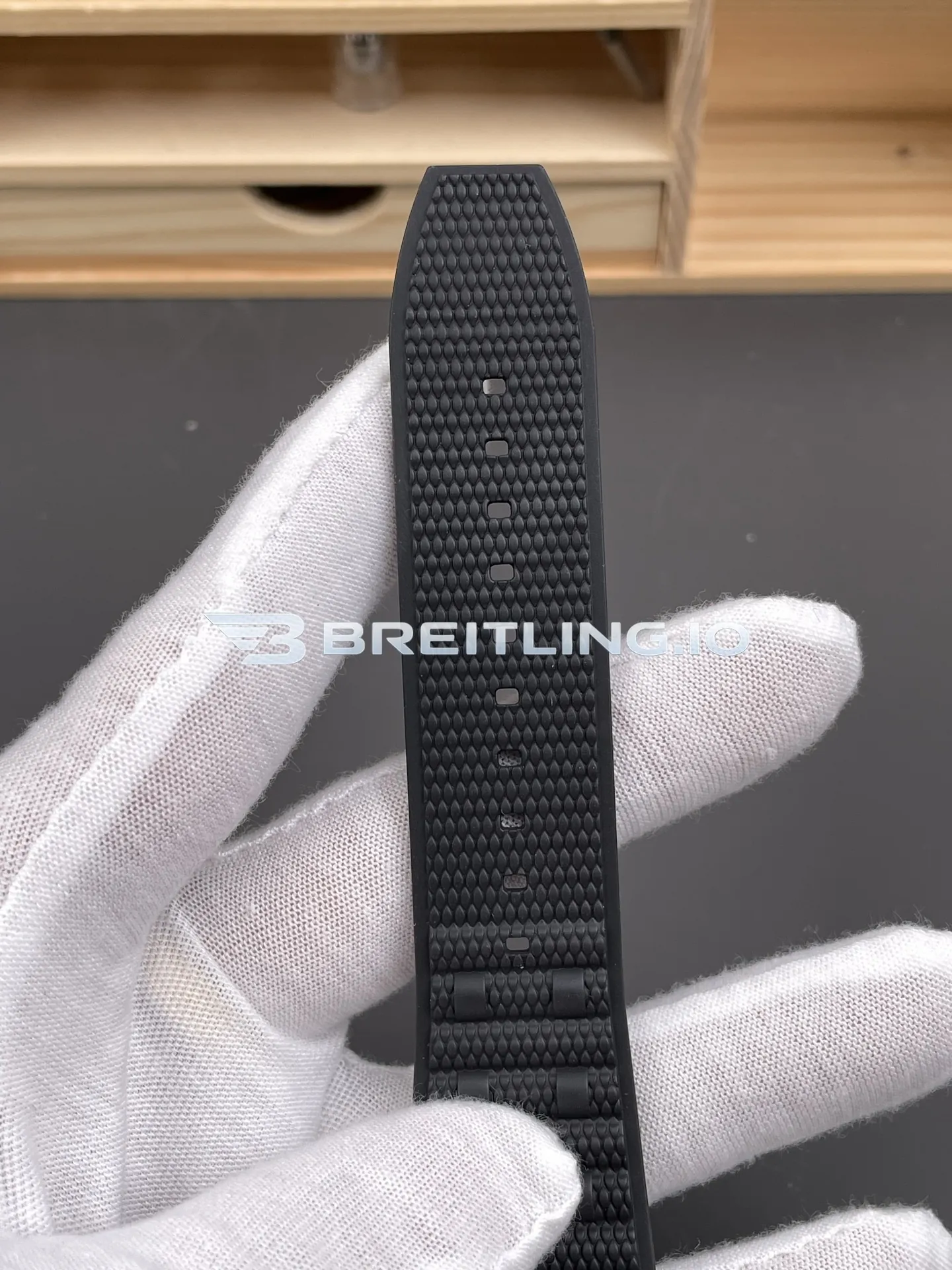 Breitling Chronomat B01 42 UB0134101B1S1 Grey Sunburst Chronograph Dial Two-Tone Rose Gold Stainless Steel Bezel Replica Strap