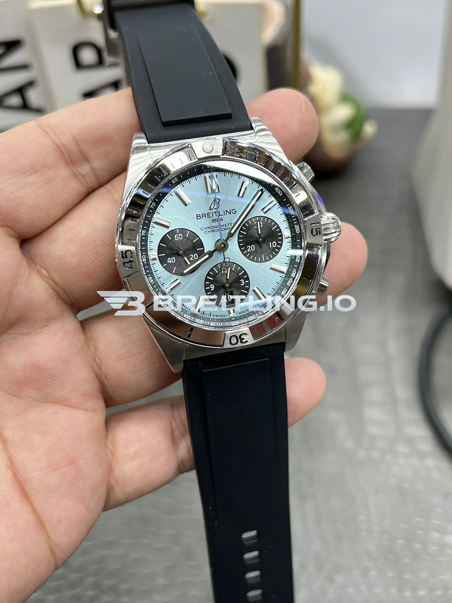 Breitling Chronomat PB0134101C1S1 42mm Ice Blue Sunburst Chronograph Dial Polished Platinum Bezel Replica Dial Detail 3