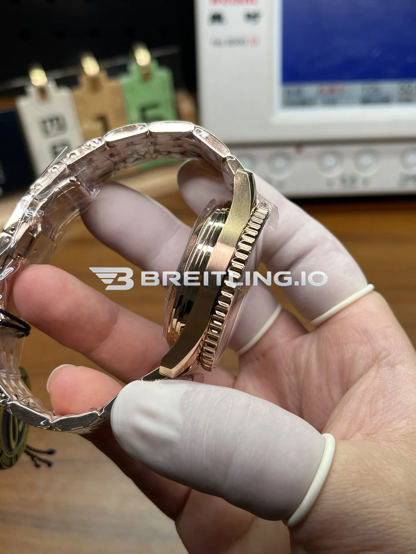 Breitling Navitimer RB0137241G1R1 46mm Silver Sunburst Chronograph Dial Solid 18K Rose Gold Case Flight Slide Rule Bezel Replica Left View