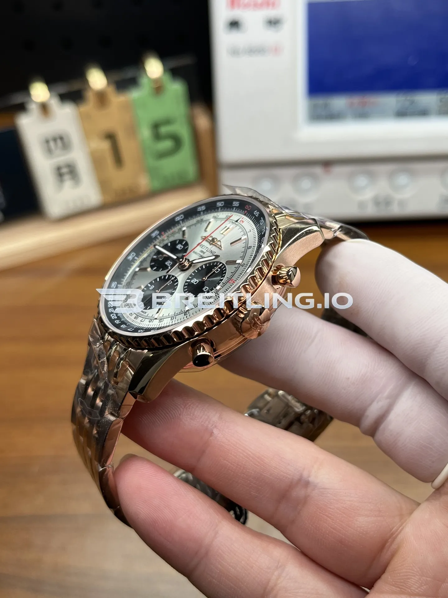 Breitling Navitimer RB0137241G1R1 46mm Silver Sunburst Chronograph Dial Solid 18K Rose Gold Case Flight Slide Rule Bezel Replica Right View