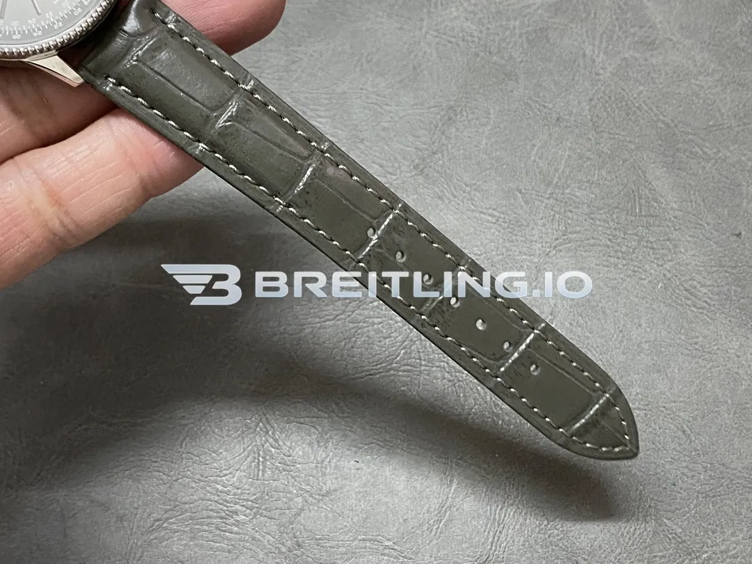 Breitling Navitimer A17327381B1P1 36mm Charcoal Grey Sunburst Dial Stainless Steel Beaded Grain Flight Slide Rule Bezel Replica Strap
