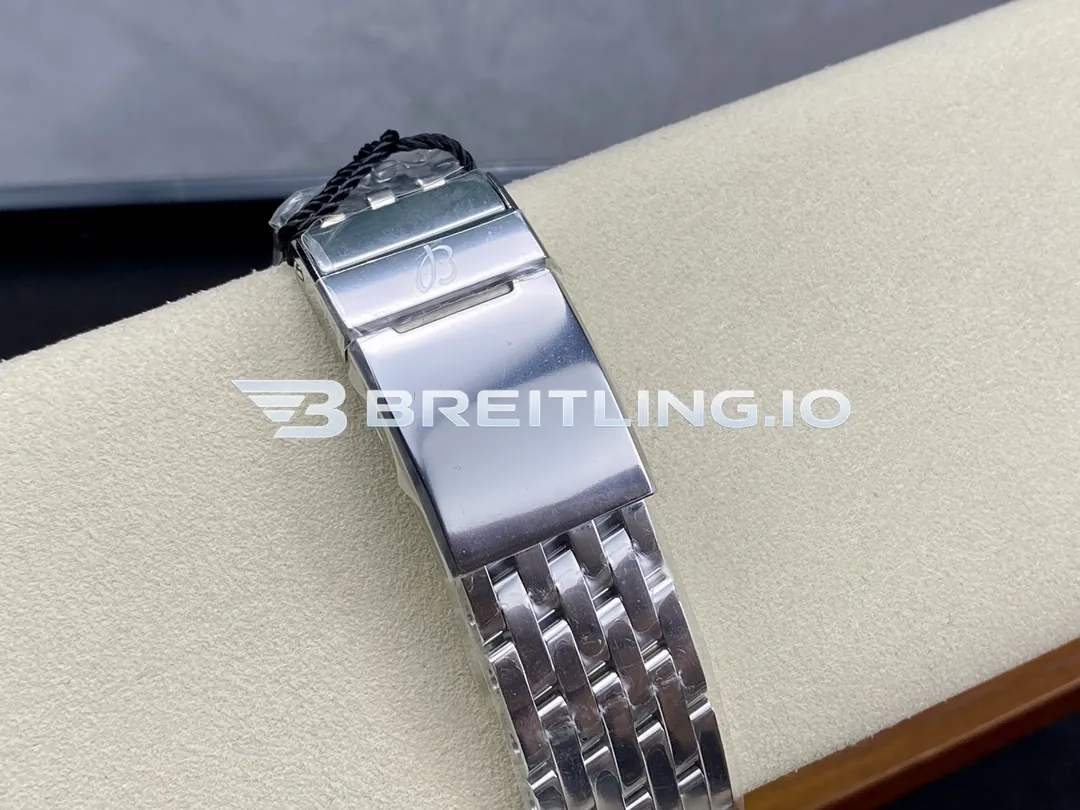 Breitling Navitimer A17325211C1A1 38mm Deep Blue Sunburst Single Dial Beaded Fluted Flight Slide Rule Bezel Replica Strap And Clasp
