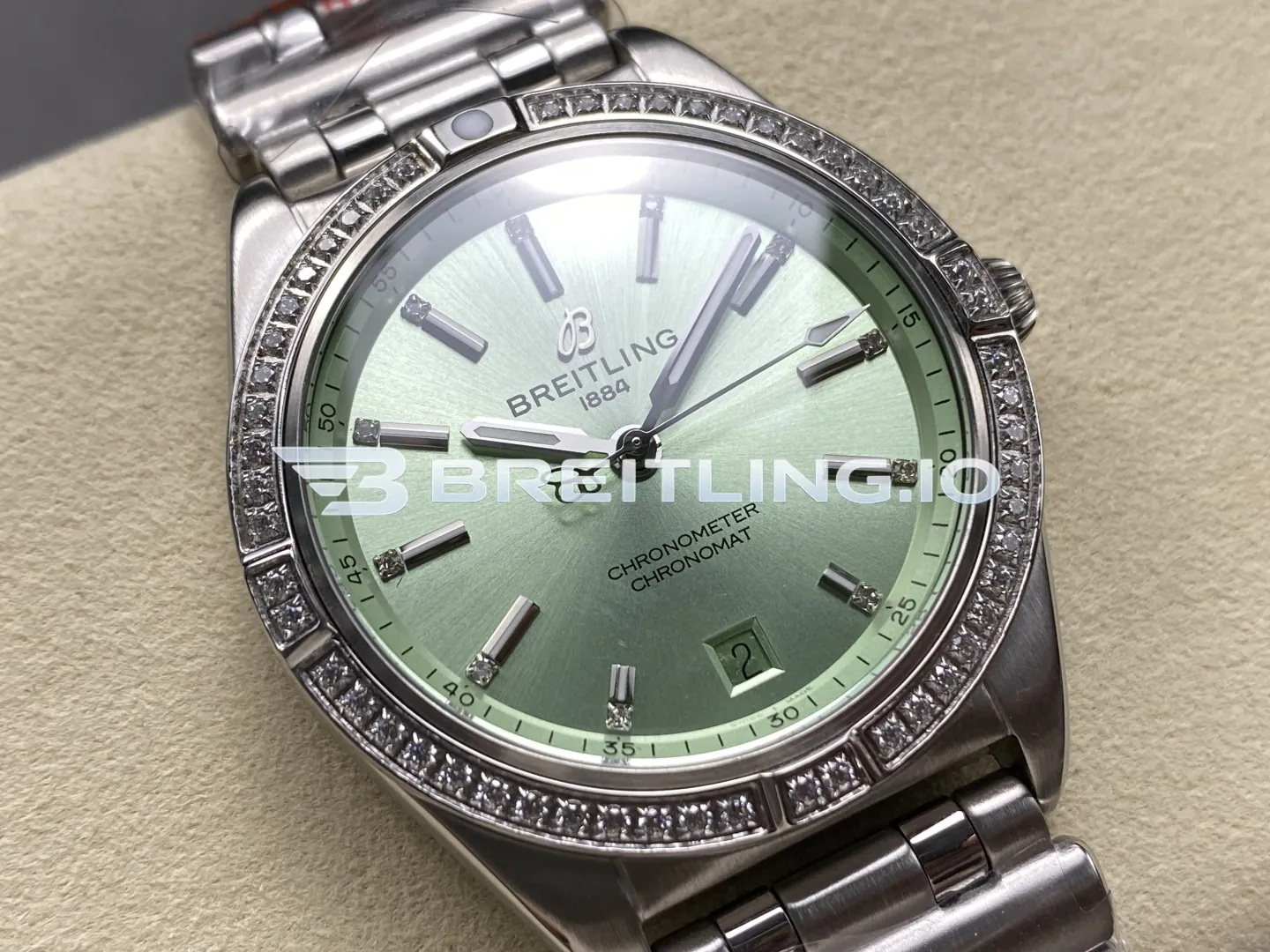 Breitling Chronomat A10380591L1A1 36mm Mint Green Sunburst Dial Full Diamond Brushed Polished Stainless Steel Bezel Replica Dial Detail 1