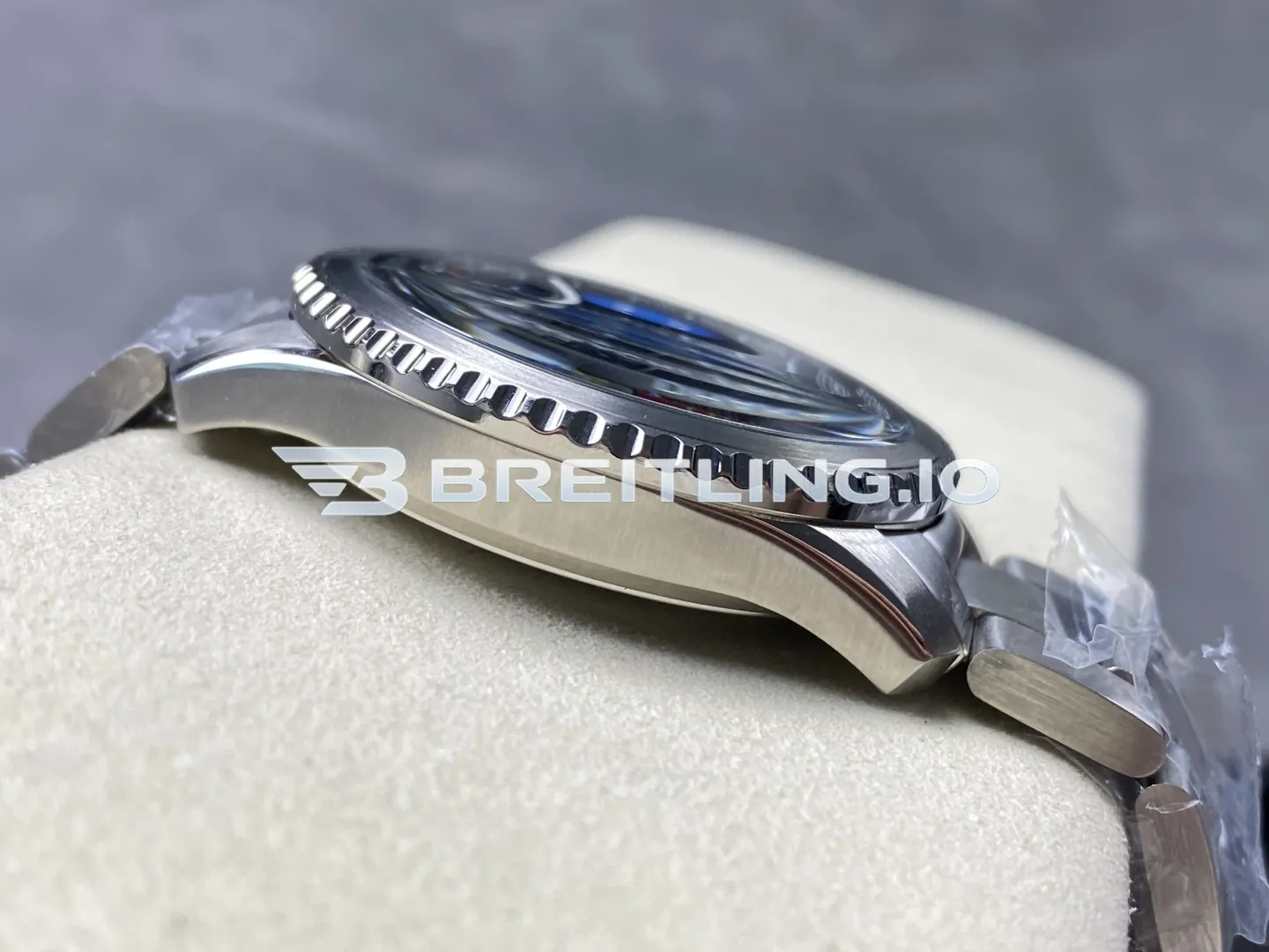 Breitling Navitimer AB3521U41B1A1 43mm Black Worldtimer Dial Stainless Steel Slide Rule Bezel Replica Left View