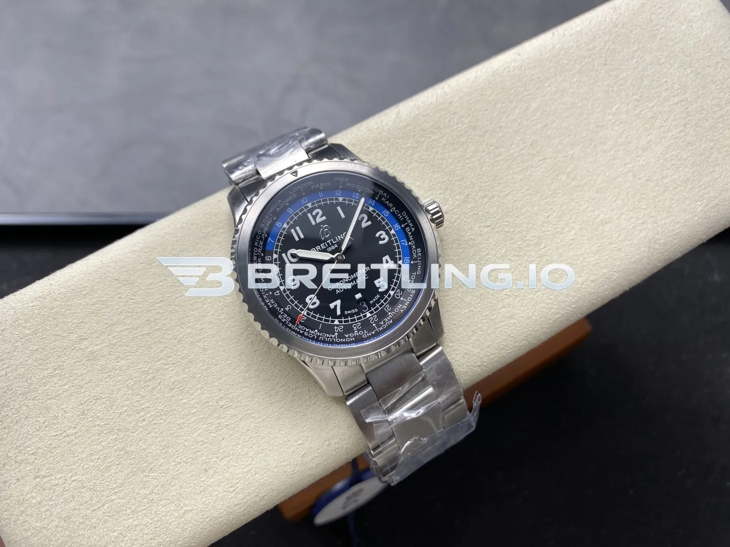 Breitling Navitimer AB3521U41B1A1 43mm Black Worldtimer Dial Stainless Steel Slide Rule Bezel Replica Side View 1